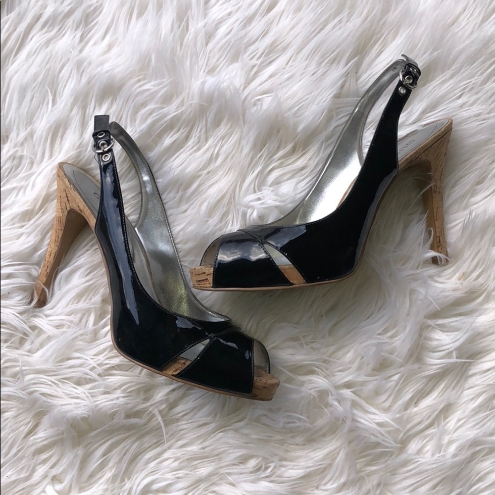 Guess size 8 Black Patent Heels